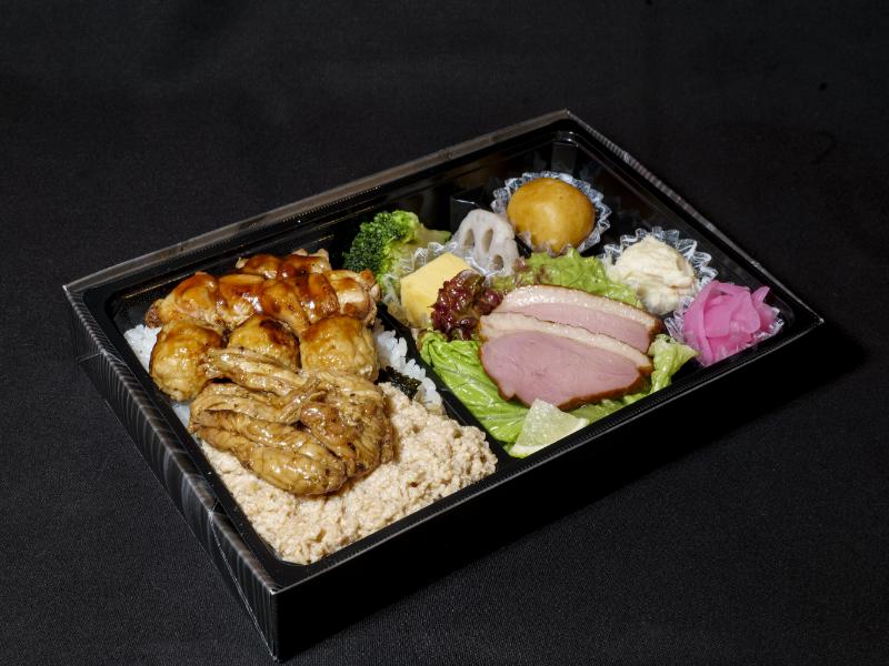焼き鳥弁当　松