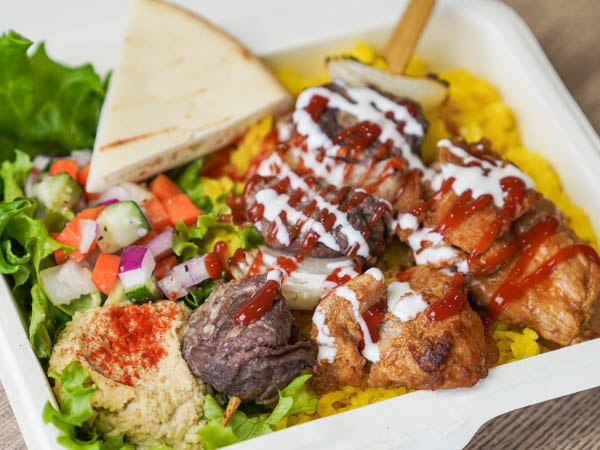 チキン＆ビーフケバブオーバーライスコンボ