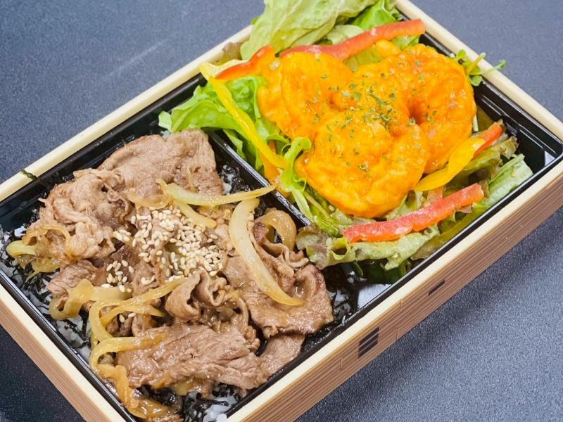 牛焼肉重＆エビチリサラダお弁当