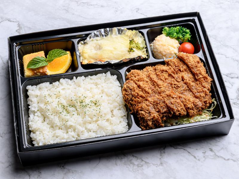 ロースカツ弁当（デミグラスソース）