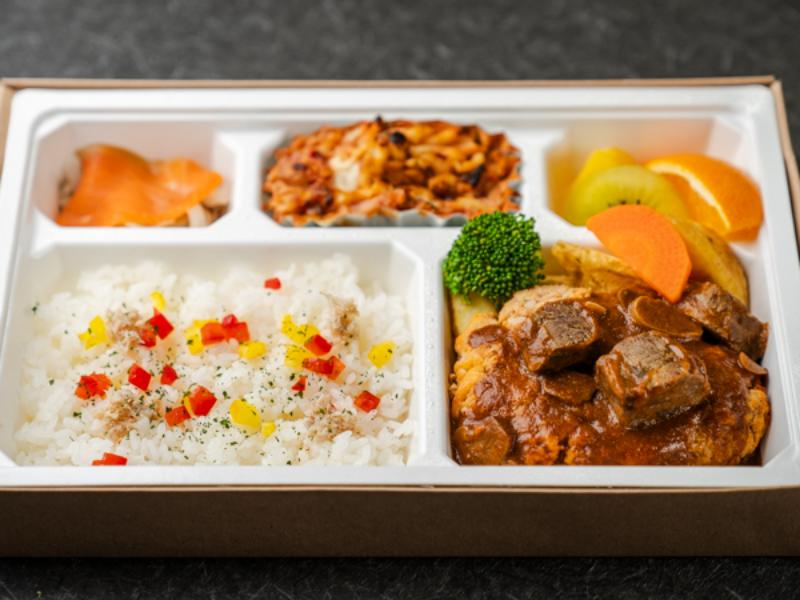 常陸牛入りハンバーグwithバターライス