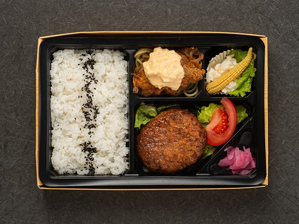 煮込ハンバーグ＆煮玉子タルタルのチキン南蛮弁当