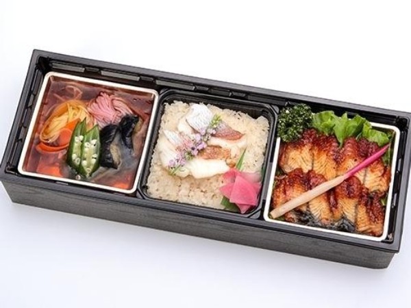 笑福箱 国産鰻とお蕎麦の鯛めし御膳