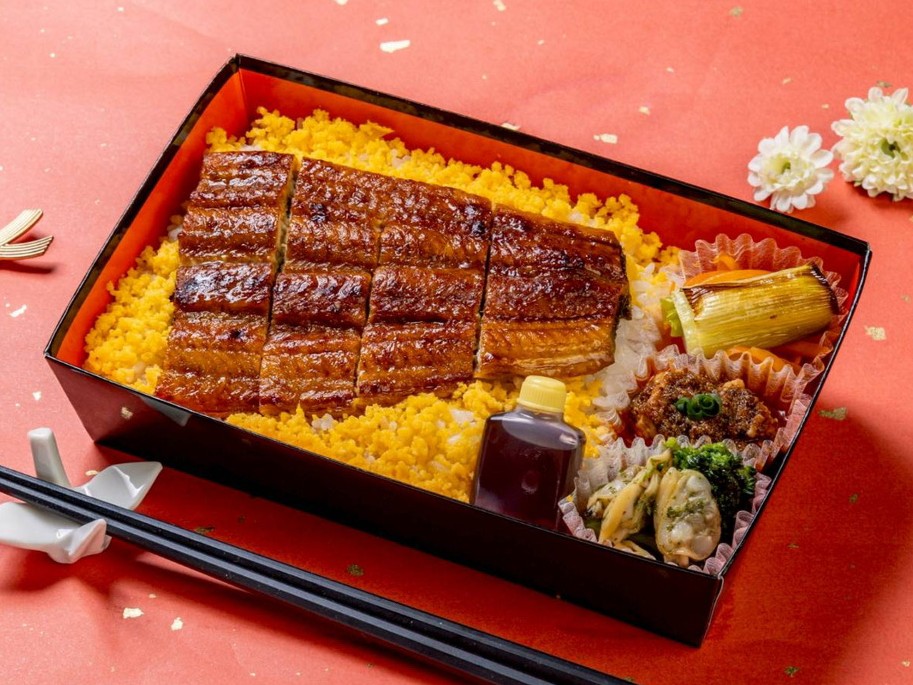 松吉家の鰻重と３種のお菜