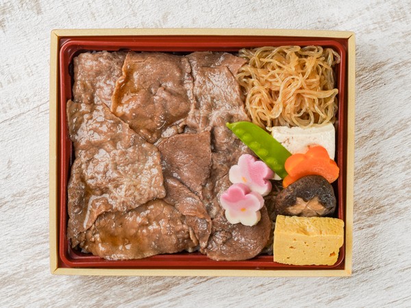 手切り和牛のすき焼き重