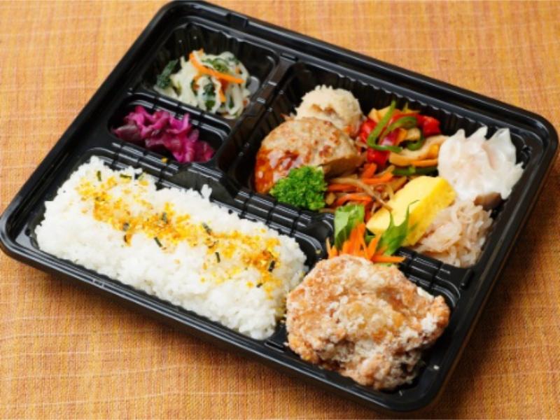 １０種のおかずのおまかせ弁当