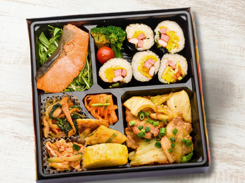 サムギョプサル黒と焼き鮭弁当～キンパ～