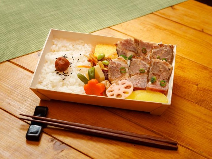 味噌漬け焼き豚弁当