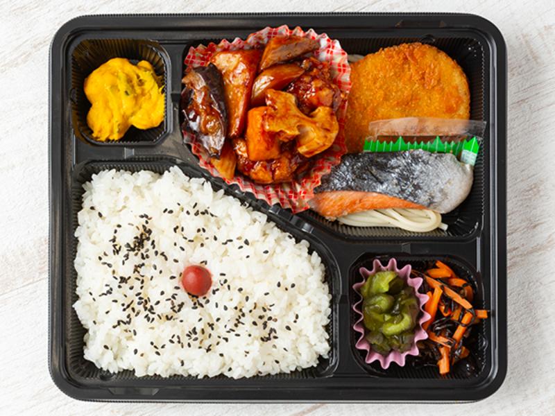 ［7］サーモンの塩焼き弁当