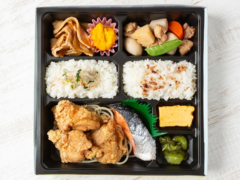 ［13］サーモンの塩焼き唐揚げ満足弁当