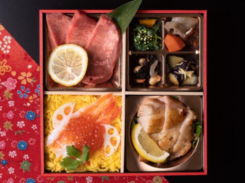 厚切り牛タンと桜姫鶏のちらし御膳