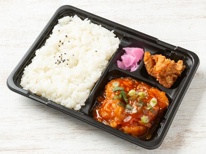 【豪華メイン】エビチリ弁当