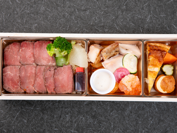 【500mlペット茶付き】ローストビーフ重肉尽くし弁当