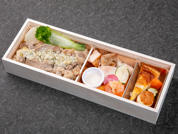 【500mlペット茶付き】牛しゃぶ南蛮ビストロ弁当