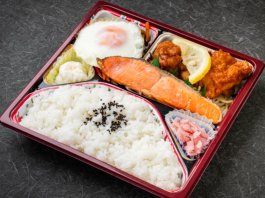 鮭塩焼＆鶏唐揚弁当