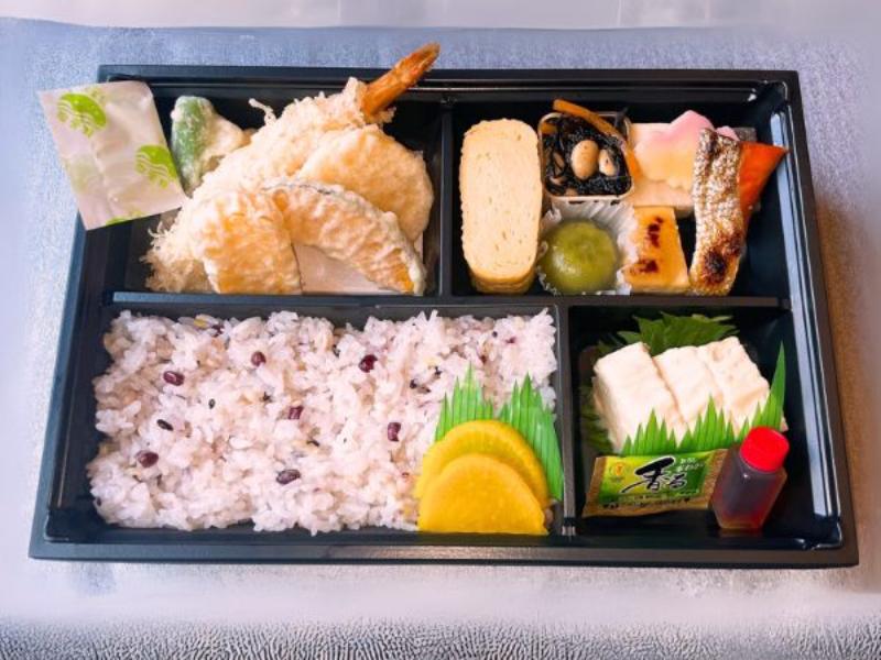 十六穀米の湯葉天ぷら弁当