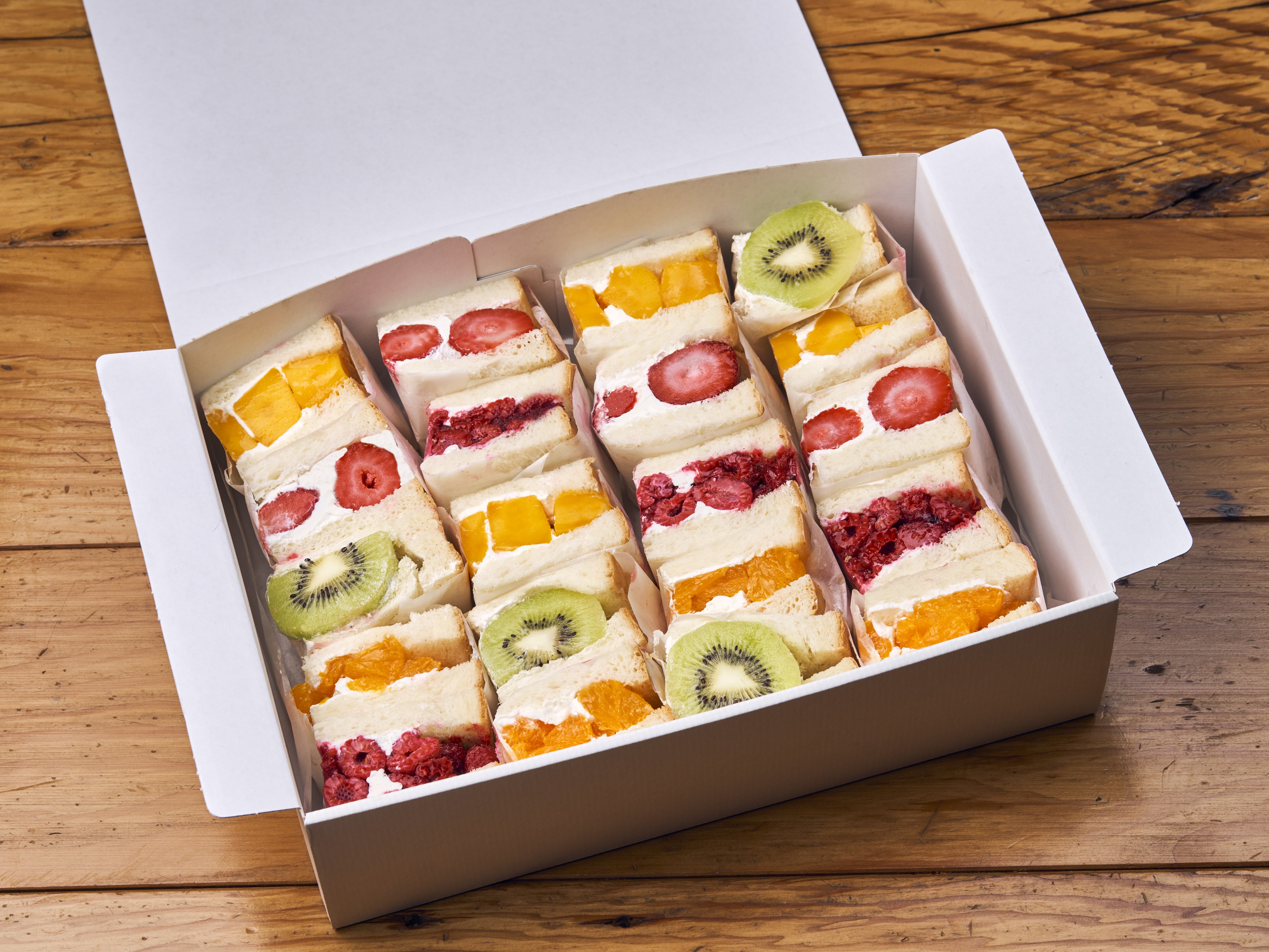 フルーツサンドボックス