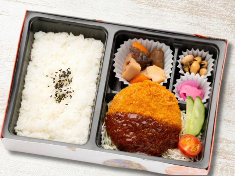 メンチカツ弁当