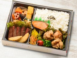 ステーキとから揚げ弁当