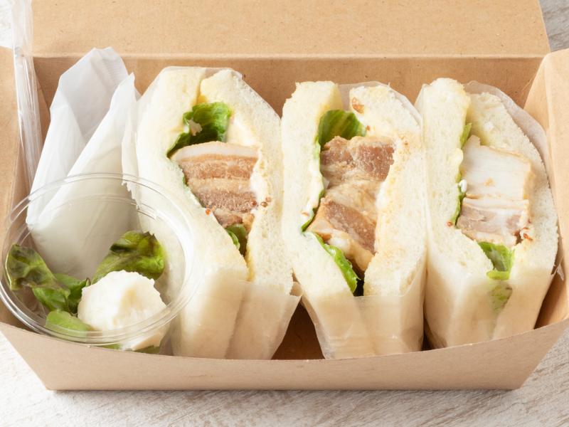 ボリューム満点サンドイッチBOX（豚の角煮）