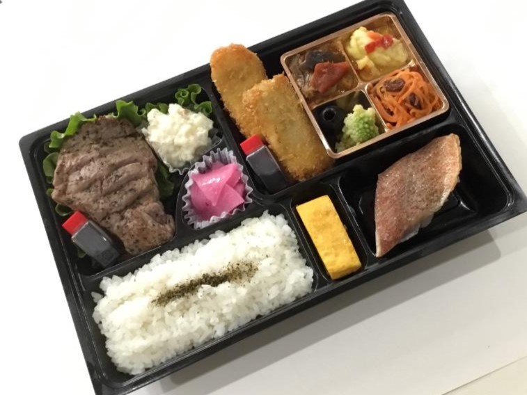 ビーフステーキデラックス