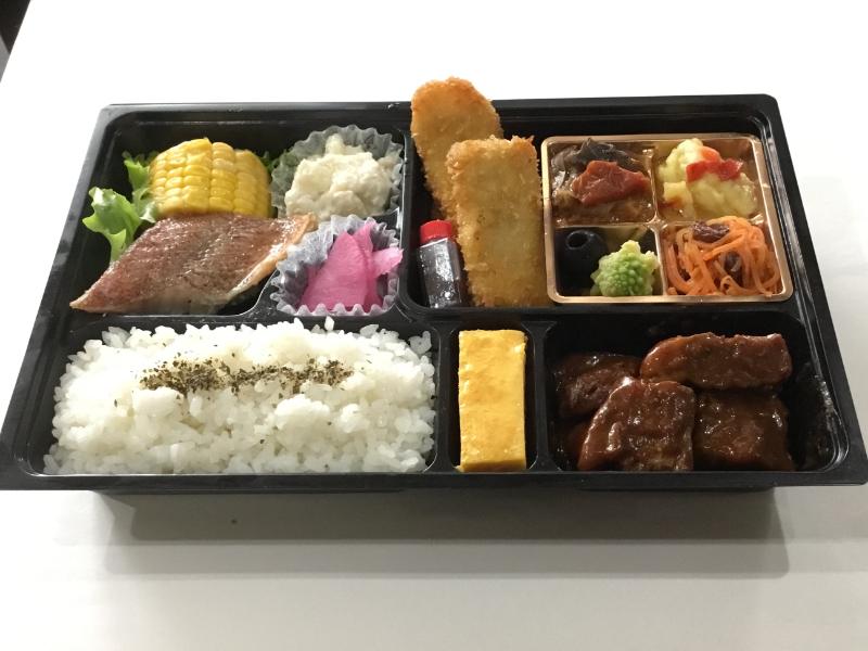 ビーフシチューデラックス