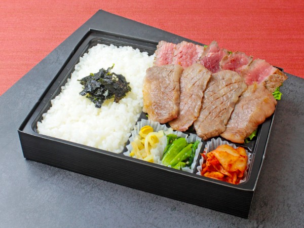 近江牛カルビとシンタマステーキ弁当