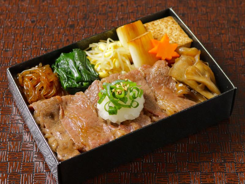 黒毛和牛おろしすき焼き重