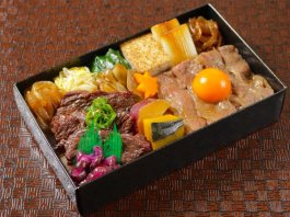 黒毛和牛すき焼きとハラミ焼肉特撰重