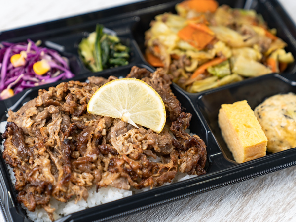 ボリューム満点！ビーフペッパーライス弁当