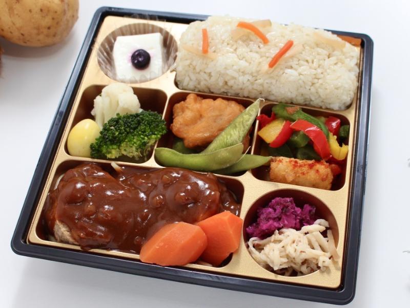 【12月1日〜2月28日お届け分限定】DE　LUXE デミグラス煮込みハンバーグ 〜旬のごはんと共に〜