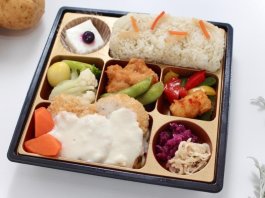 【12月1日〜2月28日お届け分限定】DE　LUXE ブールブラン煮込みチキンカツ 〜旬のごはんと共に〜