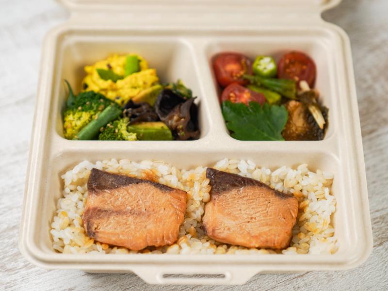 【うみうまフェア】宮城県産ブリの照焼きと5品目野菜デリ弁当【9月限定】