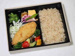 【お好み幕の内弁当】サーモンフライ