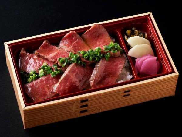 和牛の炙り焼重