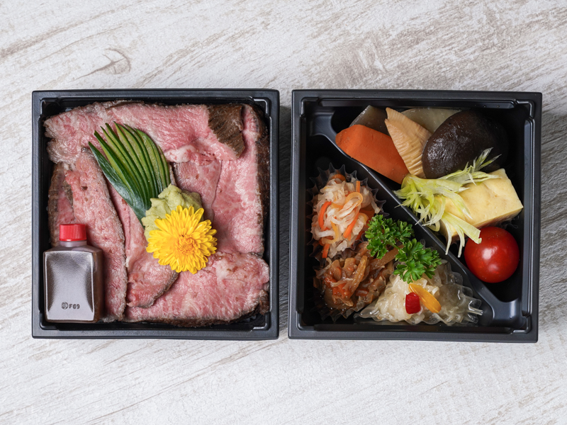 彩り二段御膳 ～ローストビーフ～