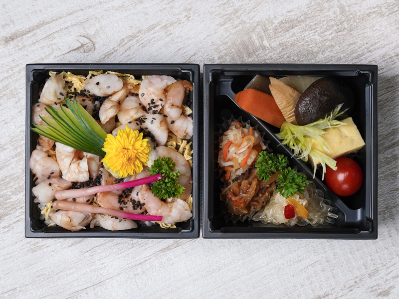 彩り二段重 ～えびちらし～