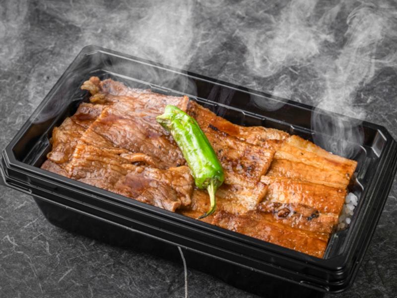【熱々 焼肉弁当】 食べ比べ特上カルビ重（牛・豚カルビ）