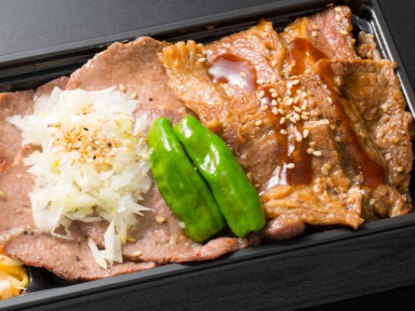 炭火焼霜降り牛たん＆牛カルビ重