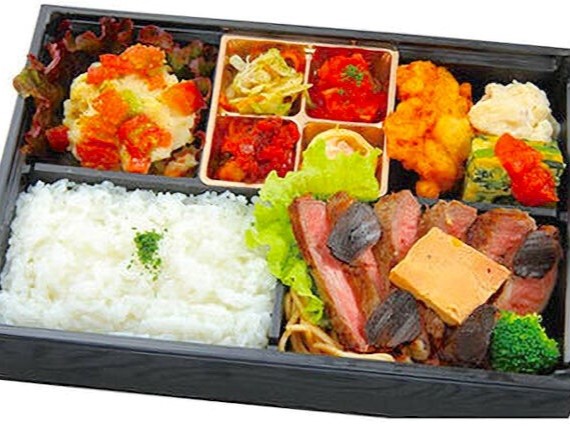 リブロースステーキとフォアグラのロッシーニ御膳