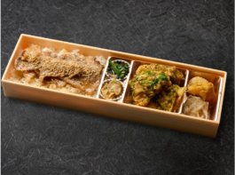 杉崎養鶏場ハーブ鶏使用特選黒酢の油淋鶏と牛カルビ御膳弁当