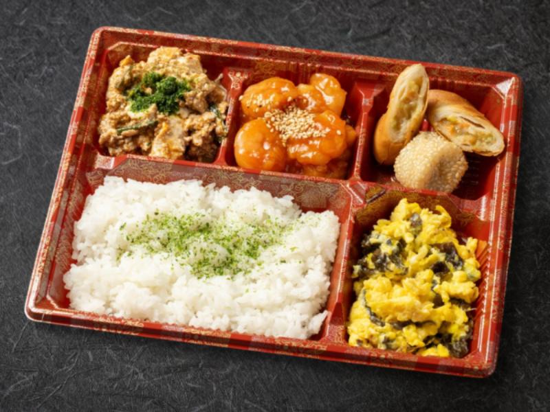 中華弁当【エビチリ・麻婆豆腐・キクラゲ玉子・天心】