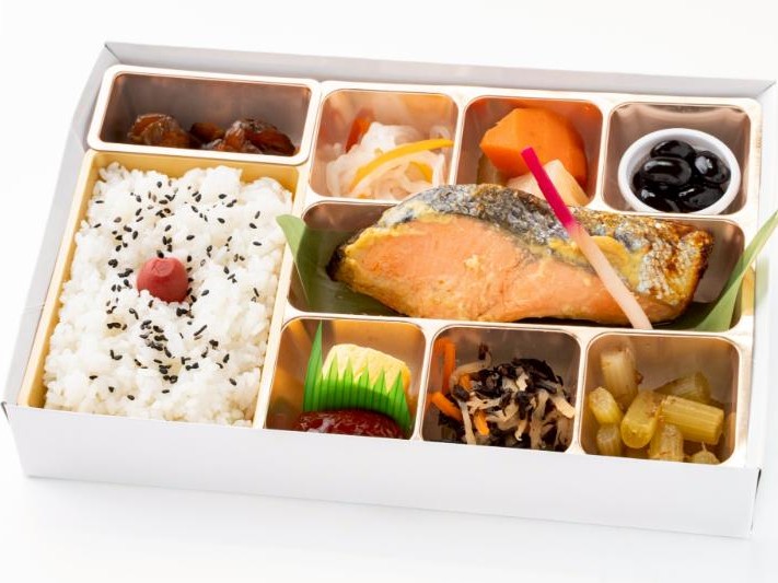 【シャインホワイト紙箱】銀さけ西京焼き　華やか膳