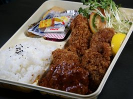 【期間限定】ハンバーグステーキ＆カキフライ