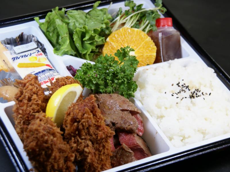 【期間限定】牛ヒレスタミナ焼とカキフライ