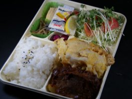 タンシチューと平目バター焼き