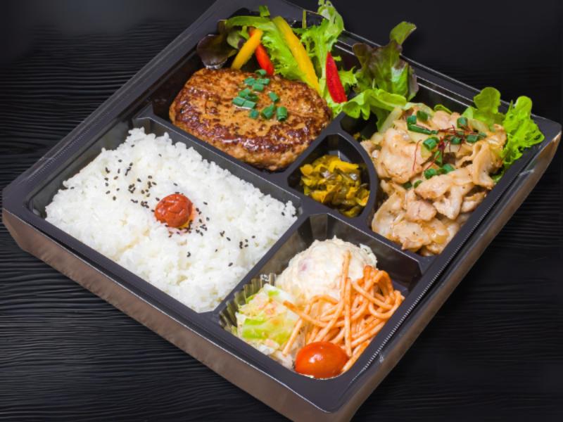 柔らかジューシーハンバーグ＆四元豚バラ肉のネギ塩焼きのあいもり弁当〜塩ペッパーソース添え〜
