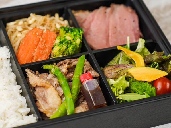 牛カルビ＆ローストビーフ御膳