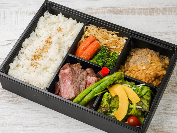 和牛サーロインステーキ＆牛ハンバーグ御膳