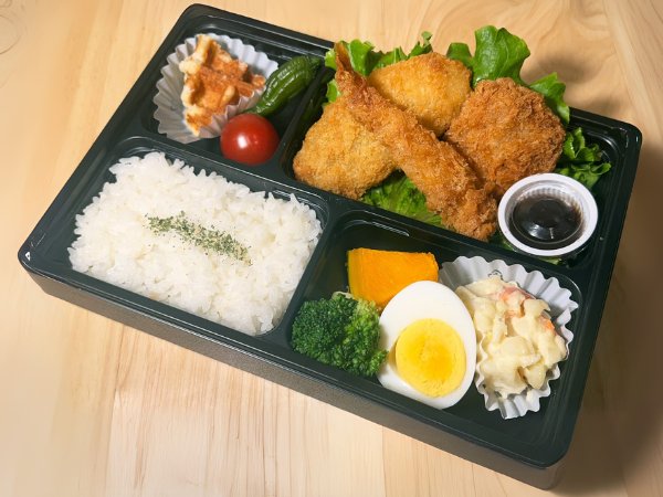 ミックスフライ弁当 【エビ、白身、カツ】